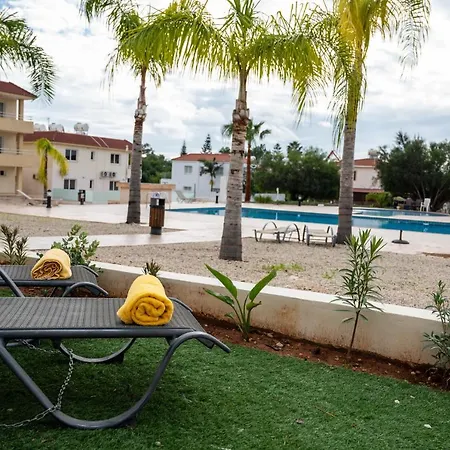 Appartement Narcissos 'nissi Beach' C2 *