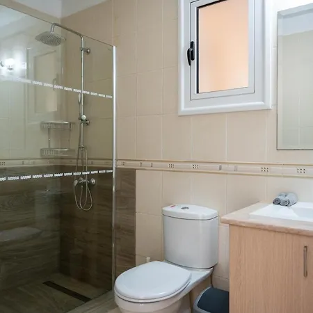 Appartement Narcissos 'nissi Beach' C2 *
